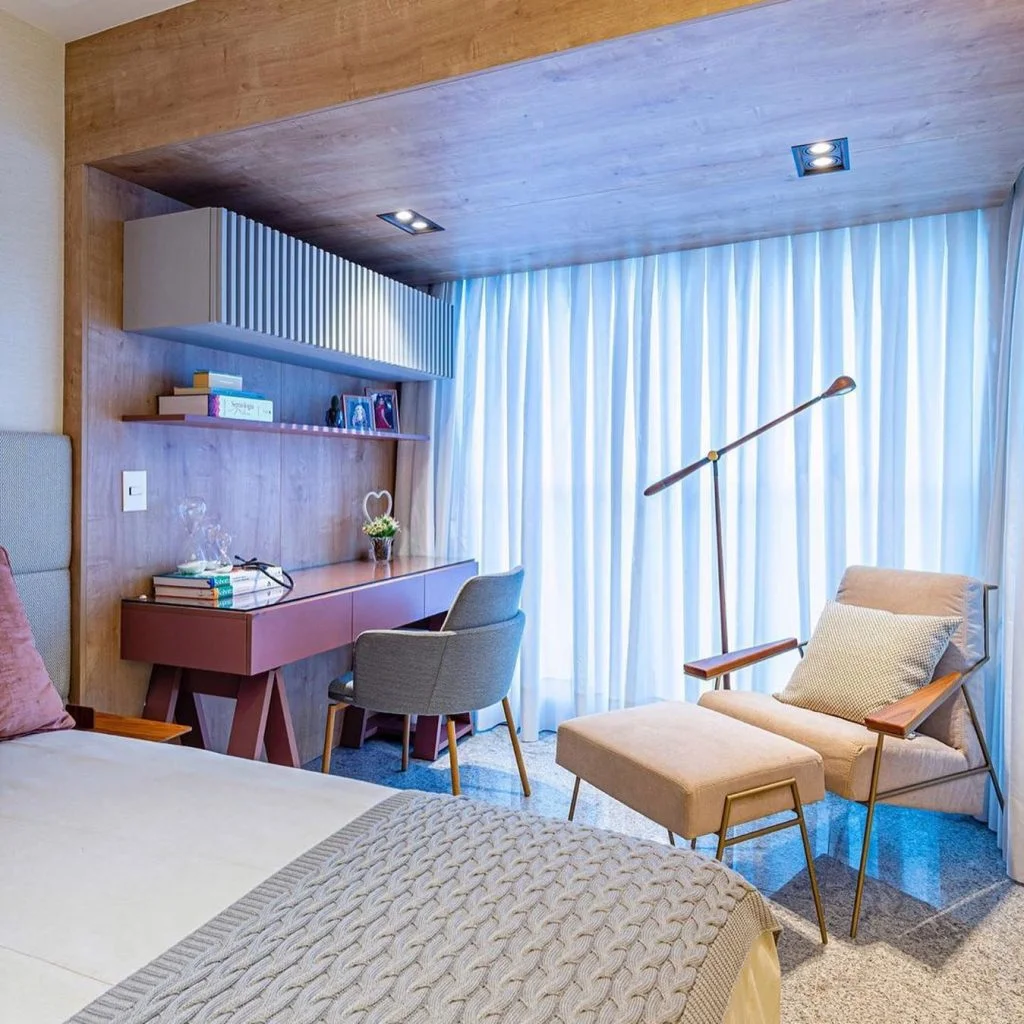 tendencia decoração 2022 quarto casal com home office